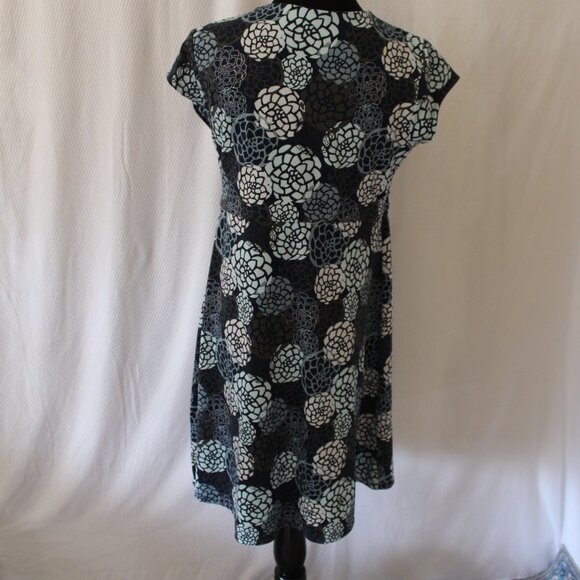 Soybu Dress Navy Blue Floral Dahlia Pullover Everywhere Active L LARGE NWOT's - Picture 7 of 11